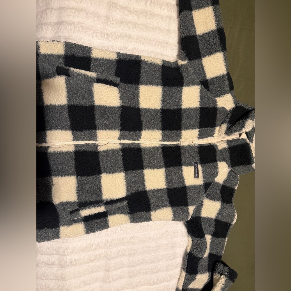 Columbia Plaid Fleece Jacket in Black and Cream